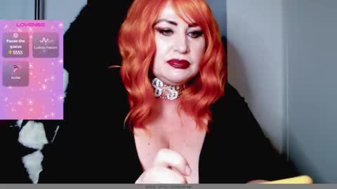 NanaLaGloss online show from February 1, 4:11 pm