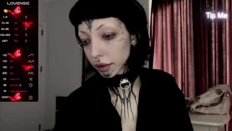 Nana online show from January 3, 12:18 pm