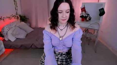 Nana online show from December 18, 9:21 pm