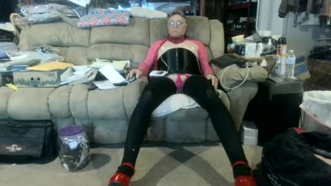 nancyboy_1 online show from June 24, 1:56 am