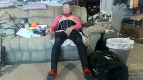 nancyboy_1 online show from July 13, 4:49 am
