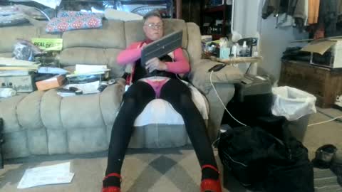 nancyboy_1 online show from July 16, 2:37 am