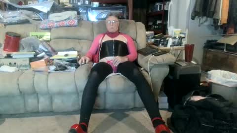 nancyboy_1 online show from August 7, 4:22 am