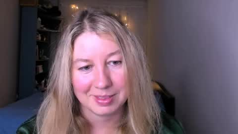 Nancy online show from April 13, 6:12 pm