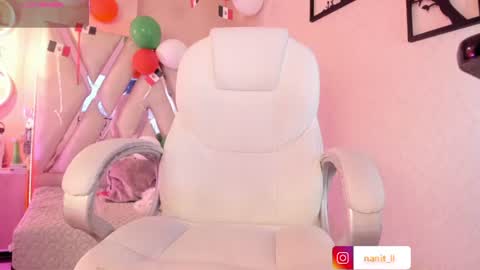 anna online show from June 18, 9:53 pm