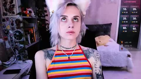 Monday-Friday 12-4 AM and 6-9 AM New York time online show from October 7, 10:06 pm