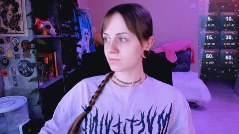 Monday-Friday 12-4 AM and 6-9 AM New York time online show from February 6, 9:06 pm