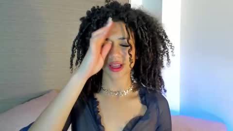 naomidawson online show from September 11, 12:23 am