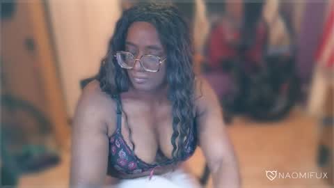 Naomi online show from January 28, 7:00 am