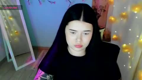 Naomi online show from August 6, 7:39 am