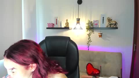 Naomy Stanley online show from April 12, 4:22 pm