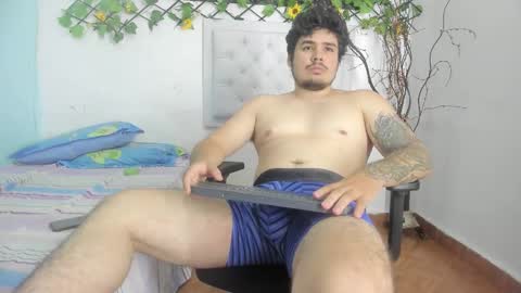 Snapshot of narciso_kh chatting on October 22, 2:37 am deibyd online show from October 22, 2:37 am