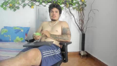 Snapshot of narciso_kh chatting on October 20, 10:26 pm deibyd online show from October 20, 10:26 pm