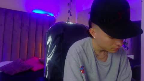 Nascary Fox online show from January 17, 8:06 pm