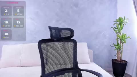 Nashly Fontana online show from March 6, 3:11 pm