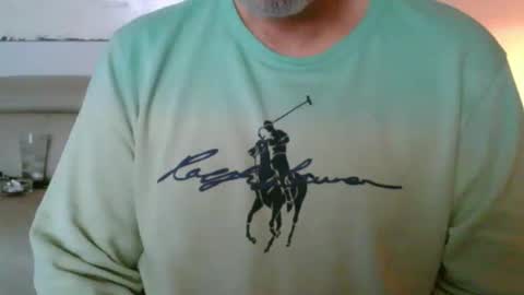 nassobout online show from November 30, 9:11 pm