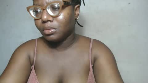 Snapshot of nastyhairy7 chatting on October 19, 6:18 am nastyhairy7 online show from October 19, 6:18 am