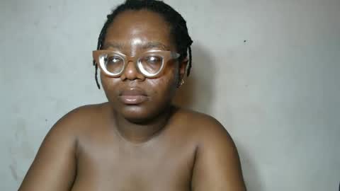 Snapshot of nastyhairy7 chatting on September 28, 6:33 am nastyhairy7 online show from September 28, 6:33 am