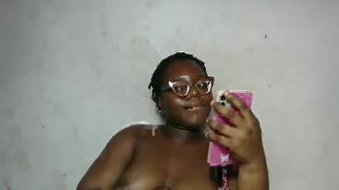 Snapshot of nastyhairy7 chatting on October 23, 7:43 am nastyhairy7 online show from October 23, 7:43 am