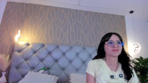 natalia online show from June 2, 7:05 pm