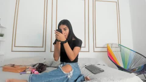 Snapshot of natalia_aguirre chatting on February 22, 12:18 pm Naty online show from February 22, 12:18 pm