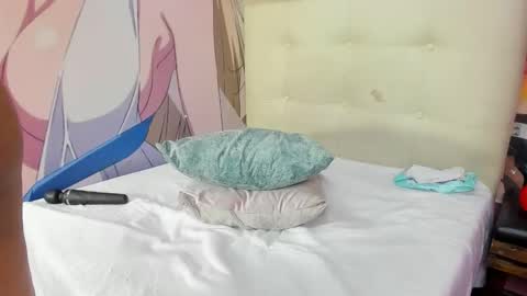 natalieevansx online show from May 6, 4:02 pm