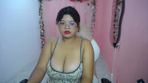 natalielabellex1 online show from September 16, 5:27 pm
