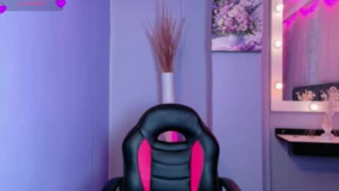 natalliapradas online show from November 21, 8:18 pm