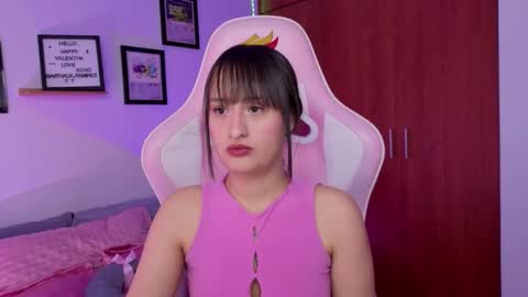 Nathalia Ramirez online show from February 18, 4:45 am