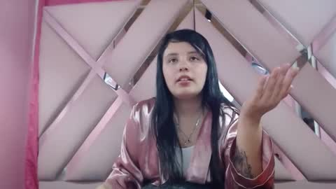 nathaly low online show from February 22, 7:45 am