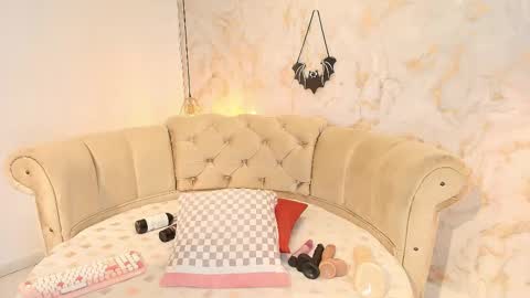 Natha online show from October 17, 8:02 pm