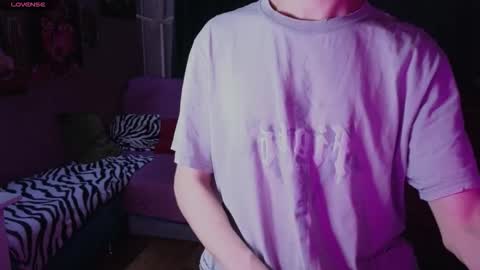 N A T H AN online show from December 19, 10:38 pm