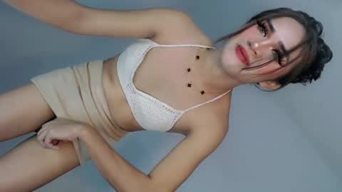 Nathalie smith online show from May 20, 5:26 am
