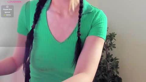 peach online show from October 15, 7:10 am