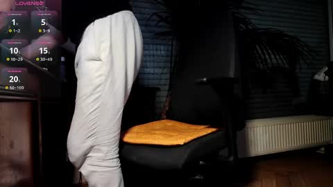 Nature online show from April 5, 9:01 pm