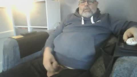 naturistmale45 online show from November 22, 3:10 pm