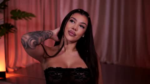 Naty online show from April 20, 7:06 pm