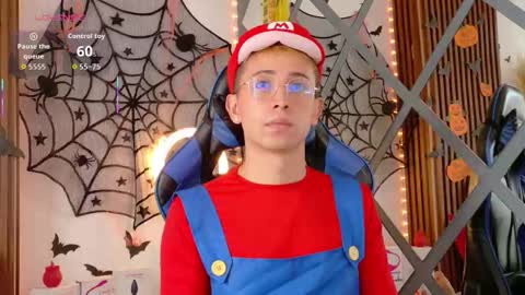 Christopher  Chris online show from October 25, 1:00 pm