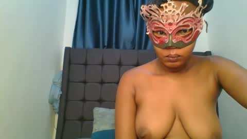 sweety online show from December 1, 3:48 am