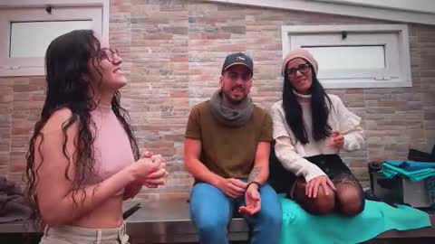 ANDREA STEPH  MIKE online show from November 24, 10:14 am