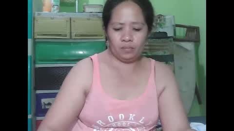 naughtymom26 online show from February 28, 8:40 am