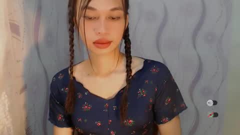 Celine online show from March 30, 11:49 pm