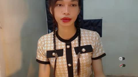 Celine online show from November 9, 1:53 am