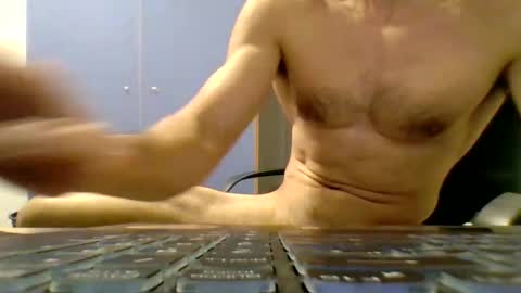 Volk online show from May 8, 9:31 pm