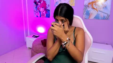 naugthy_brunette_ online show from March 12, 2:26 am