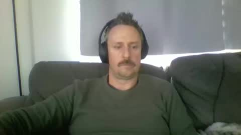 nawtydom1977 online show from November 10, 5:16 pm