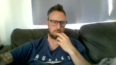 nawtydom1977 online show from June 15, 6:44 pm
