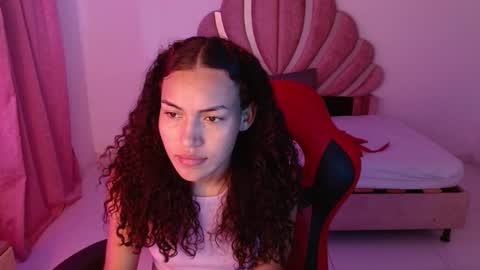 naya_fox1 online show from January 13, 6:16 pm