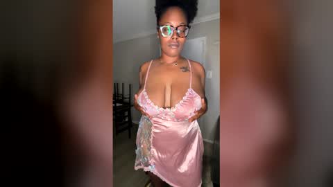 nayandk26 online show from June 5, 8:58 pm