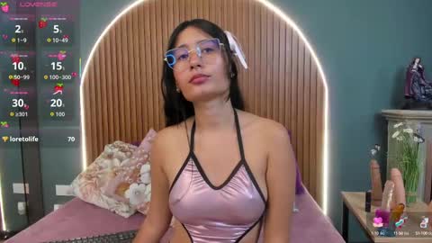 Snapshot of nayecloud chatting on October 10, 5:13 am Naye  online show from October 10, 5:13 am